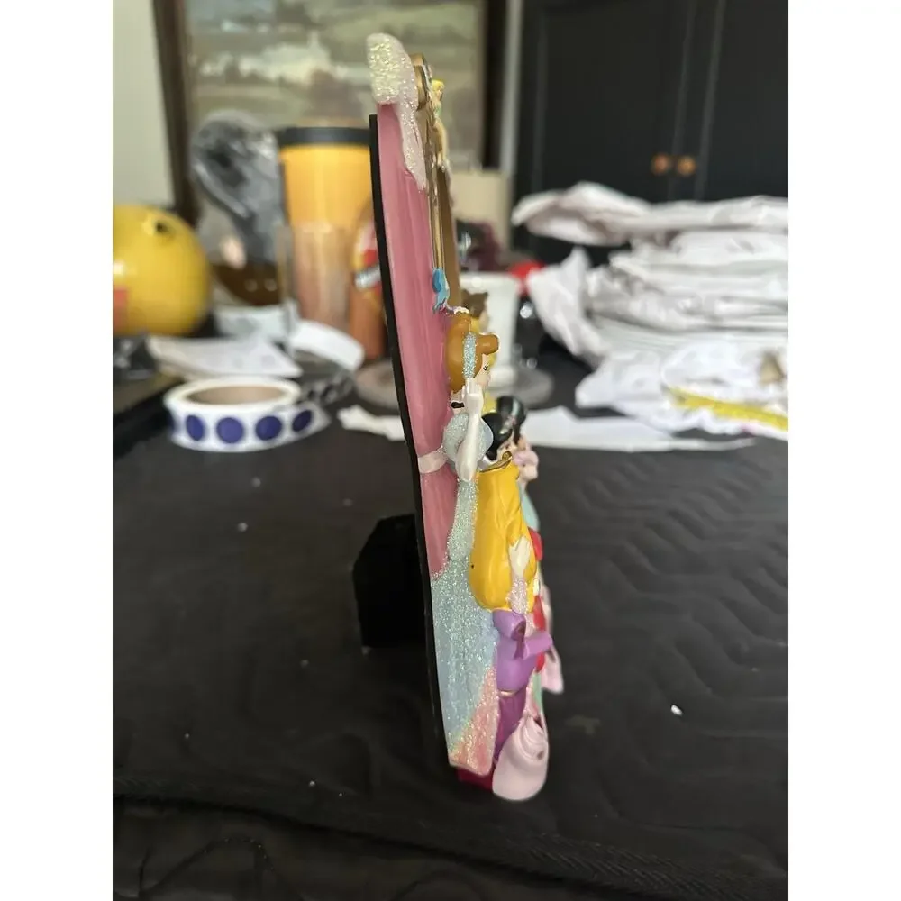 Disney Parks Princess Boutique Photo Frame 3D Sculptured 4x6 Resin New In Box